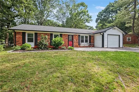Exterior - 314 Mountainbrook Dr, King, NC 27021 photo 2 of 9
