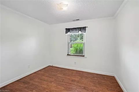 Bedroom - 314 Mountainbrook Dr, King, NC 27021 photo 3 of 4