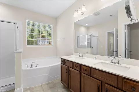 Bath - 120 Ascender Dr, King, NC 27021 photo 1 of 3
