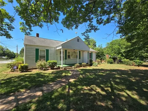 1301 5th Ave W, Lexington, NC 27295