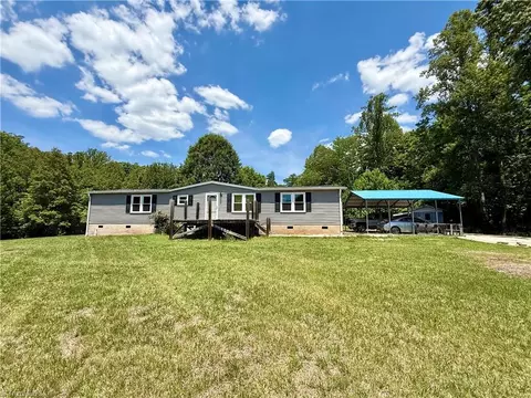 1177 Stone Mountain Rd, Stoneville, NC 27048