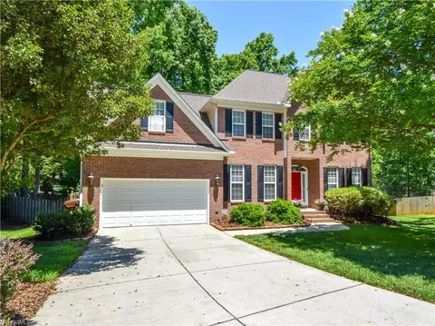 4017 Preswick Ct, High Point, NC 27265