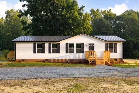 20733 Nc Highway 109, Denton, NC 27239