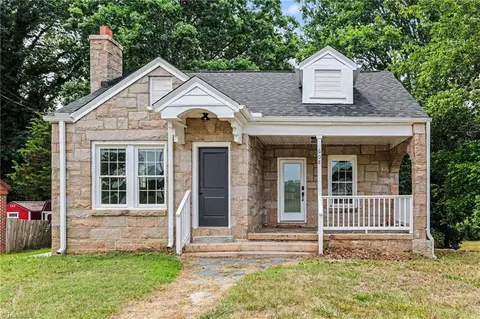 608 Roach St, Reidsville, NC 27320