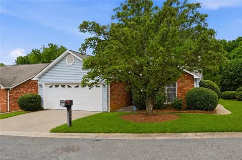 900 Heatherstone Dr, Winston Salem, NC 27104