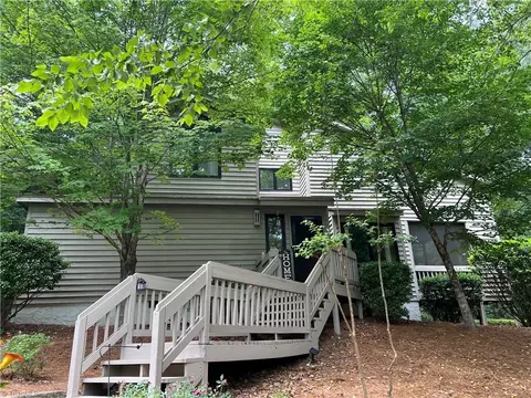 113 Maple Hill Ct, Winston Salem, NC 27106