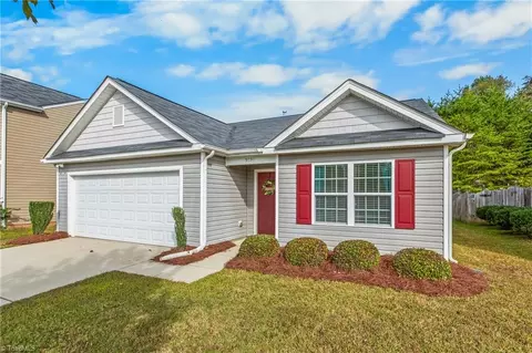 5059 Mount Hope Dr, Winston Salem, NC 27107