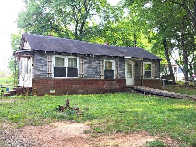109 Avondale Rd S, Lexington, NC 27292