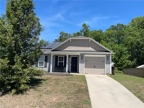 1771 Longshadow Dr, Burlington, NC 27217
