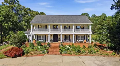 1765 Gyro Dr, Winston Salem, NC 27127