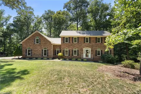 616 Doe Run Dr, Kernersville, NC 27284