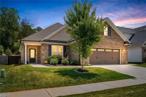 1040 Woodview Ridge Trl, Lewisville, NC 27023