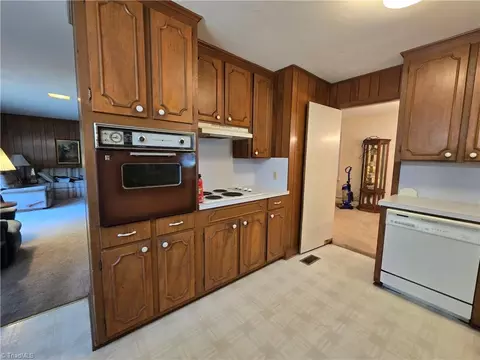 Kitchen - 540 Johnson Rd, High Point, NC 27265 photo 3 of 3