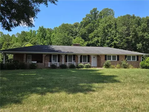 Exterior - 540 Johnson Rd, High Point, NC 27265 photo 1 of 8