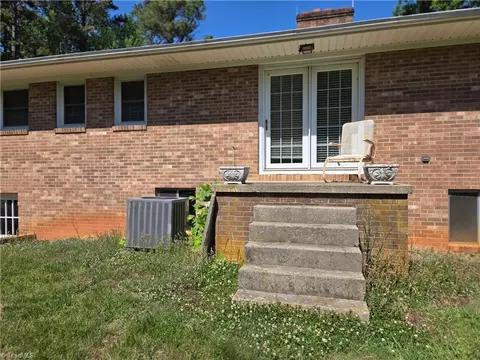 Exterior - 540 Johnson Rd, High Point, NC 27265 photo 6 of 8