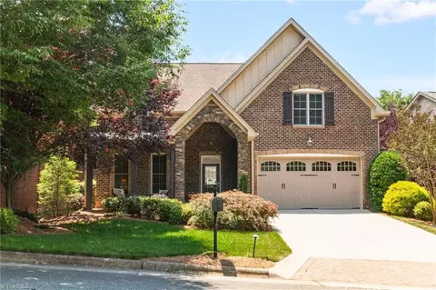 1303 Westridge Forest Ct, Greensboro, NC 27410