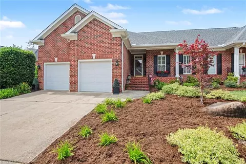 529 Bermuda Dr, Eden, NC 27288