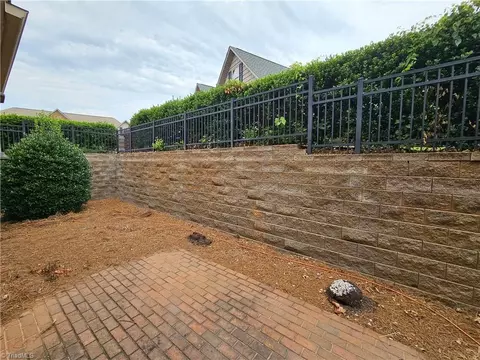 Exterior - 121 Oleander Dr, Bermuda Run, NC 27006 photo 3 of 7