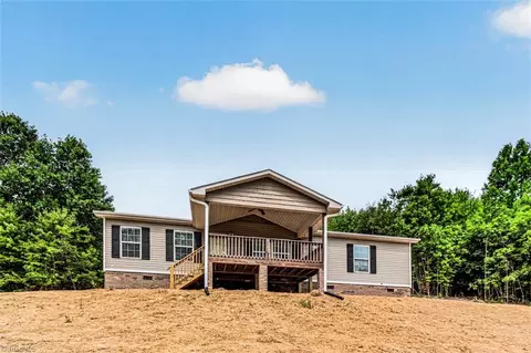 1503 Mulberry Academy St, Franklinville, NC 27248