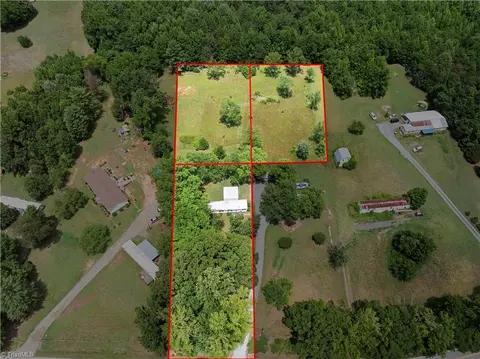 527 Riverview Rd, Lexington, NC 27292