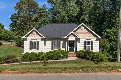 5059 Ramillie Run, Winston Salem, NC 27106