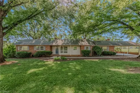 331 Sykes Dairy Rd, Mount Airy, NC 27030
