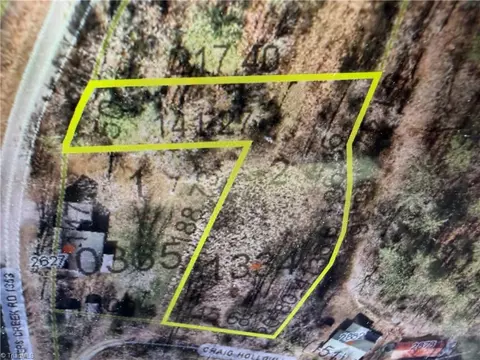 2888 Craig Hollow Ln, Lenoir, NC 28645