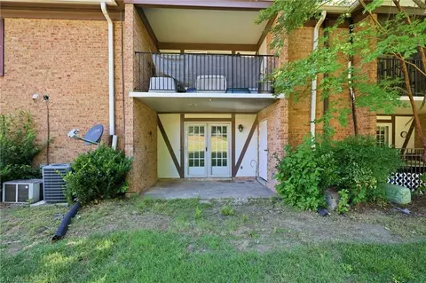 4610 Lawndale Dr #C, Greensboro, NC 27455