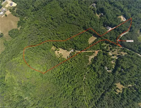 7767 Pearman Quarry Rd, Kernersville, NC 27284