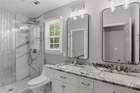 Bath - 1406 Spring Tree Ct, High Point, NC 27265 photo 3 of 3