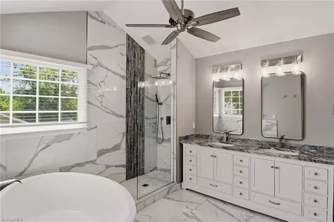 Bath - 1406 Spring Tree Ct, High Point, NC 27265 photo 1 of 3