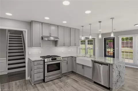 Kitchen - 1406 Spring Tree Ct, High Point, NC 27265 photo 4 of 5