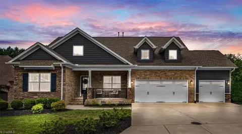 5725 Woodrose Ln, Greensboro, NC 27410
