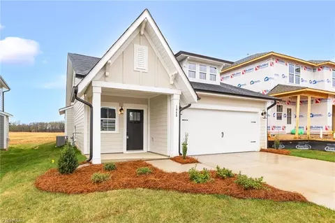 1845 Ashen St, Kernersville, NC 27284