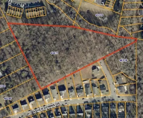 3810 Yy Yanceyville St, Greensboro, NC 27410