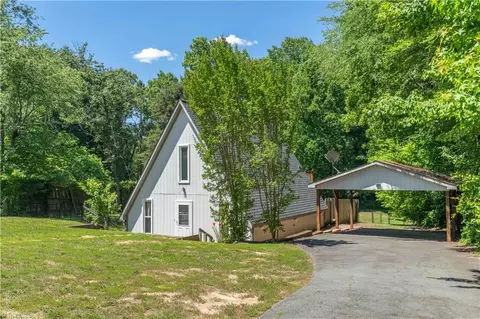 310 James Rd, Clemmons, NC 27012