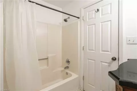 Bath - 310 James Rd, Clemmons, NC 27012 photo 5 of 5