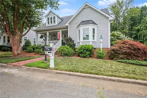105 Saint Mary Dr, Kernersville, NC 27284