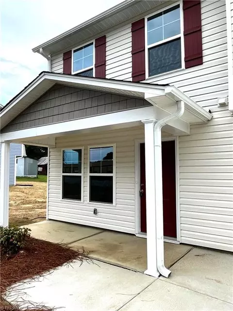 Exterior - 403 Unity St, Thomasville, NC 27360 photo 4 of 5