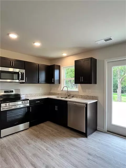 Kitchen - 403 Unity St, Thomasville, NC 27360 photo 4 of 4