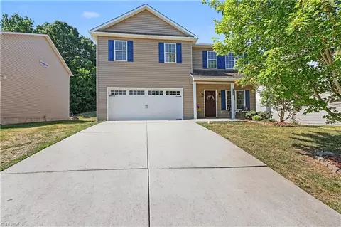 514 Paul Kennedy Rd, Thomasville, NC 27360