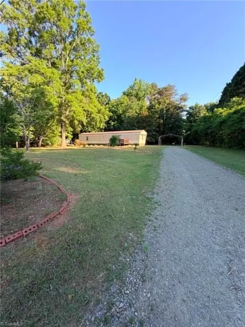 2780 Midway Church Rd, Elon, NC 27244