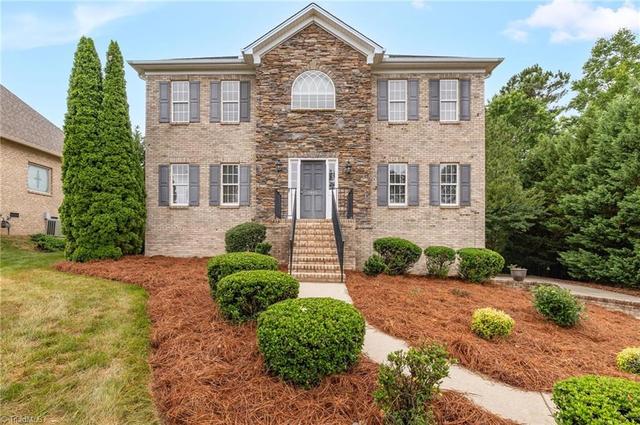 1445 Meadowlands Dr, Winston Salem, NC 27107