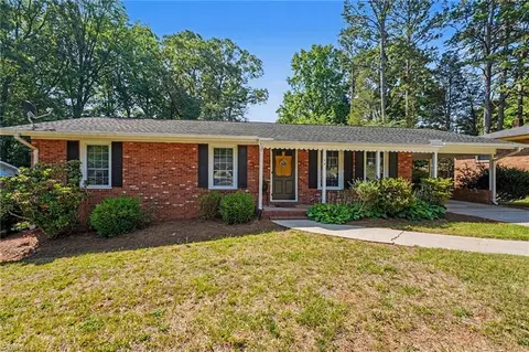 14 Dearr Dr, Lexington, NC 27292