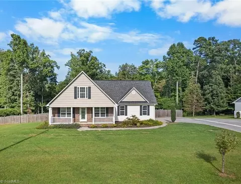 781 Hebron Church Rd, Winston Salem, NC 27107