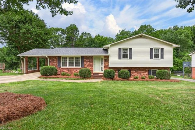 190 Farmbrooke Ln, Winston Salem, NC 27127