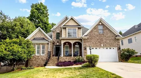 3354 Old Barn Rd, Greensboro, NC 27410