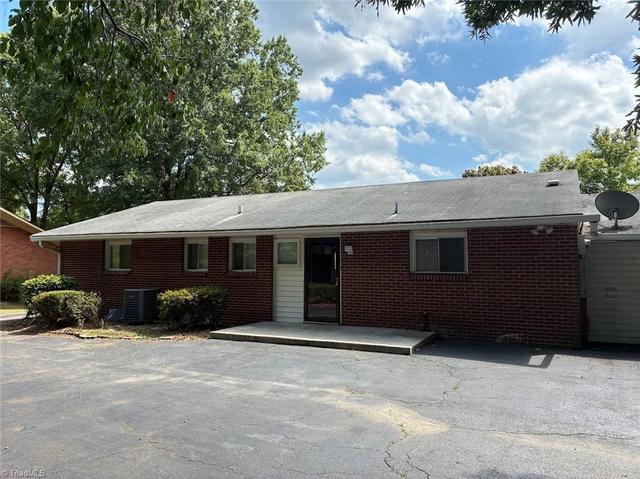3457 University Pkwy, Winston Salem, NC 27106