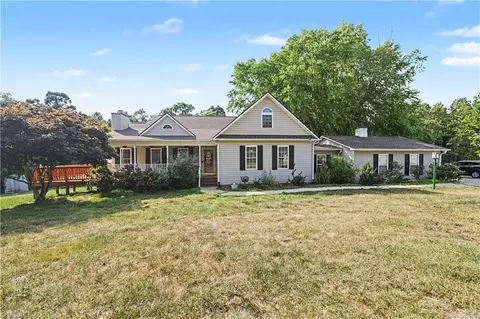 3750 Nc Highway 150, Reidsville, NC 27320