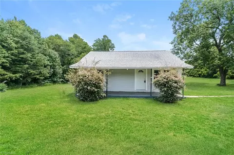 4329 Ellisboro Rd, Stokesdale, NC 27357